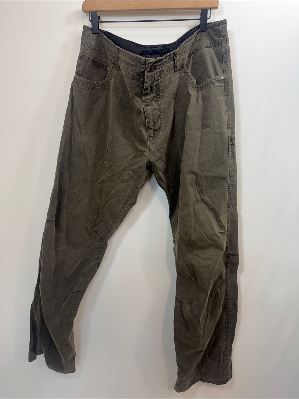 Kuhl Men’s legendary pant size 38×32.